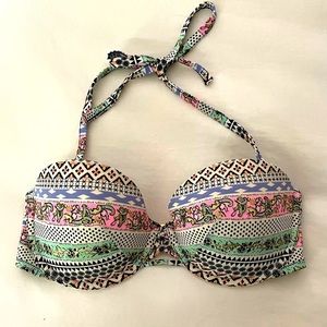 Victoria’s Secret 32DD Patterned Swimsuit Top, Demi Cup with Removable Strap